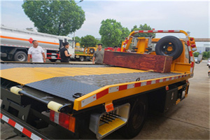 八大处附近拖车电话号码服务